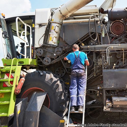 Land- und Baumaschinen-<br />mechatronik 